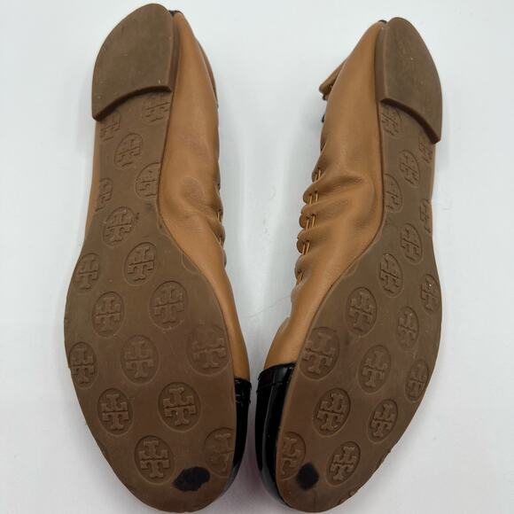 Tory Burch Melinda Ballet Flats Shoes Gold Leather Black Patent Cap Toe Size 6 - Picture 7 of 11